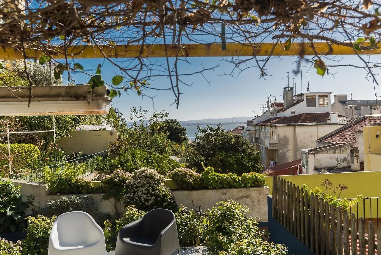 Fiona - 26579Al Appartement Lissabon